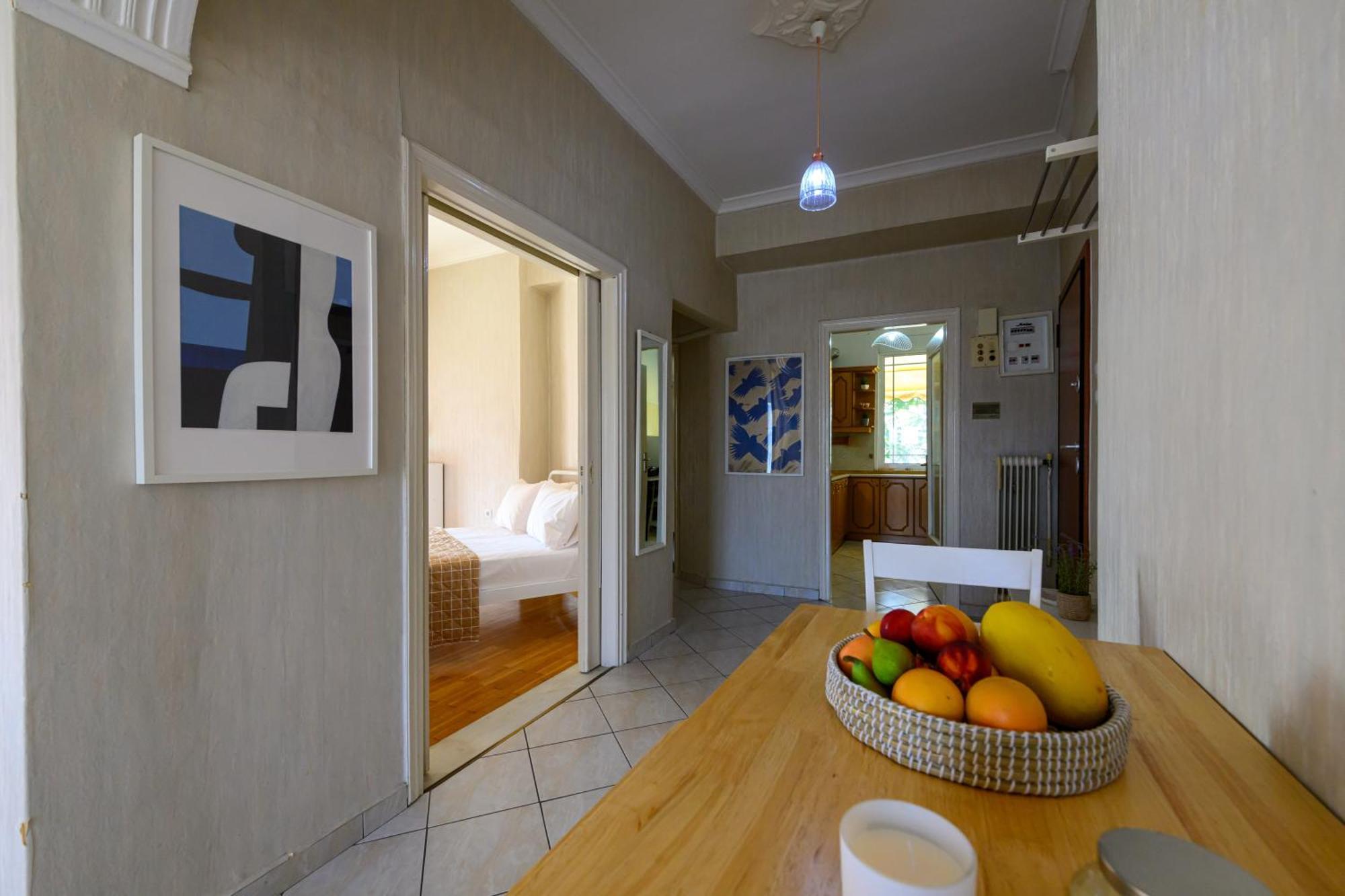 Roubini 52 Apartment Kalamata Exterior photo